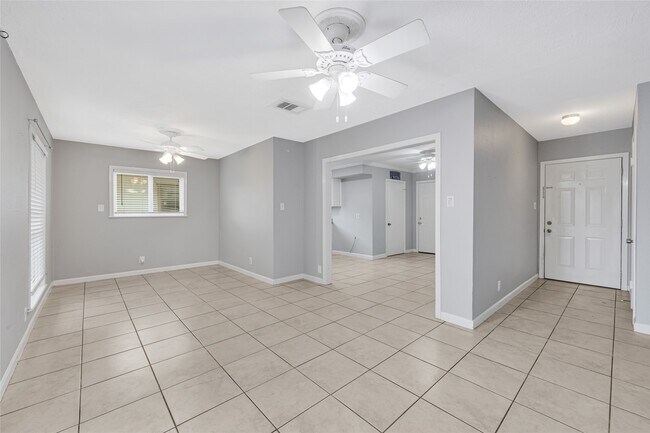 Building Photo - 3806 Kaplan Dr