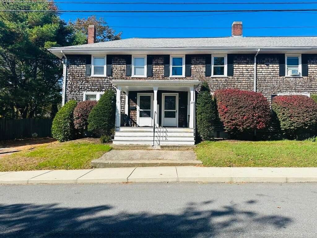 Primary Photo - 29 Seaview St