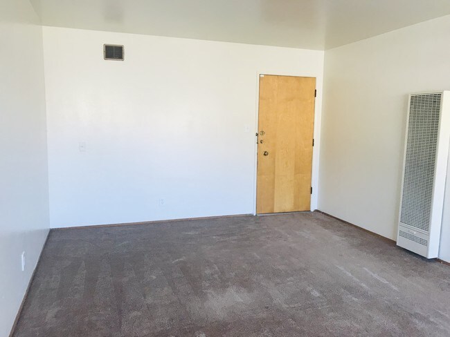 Building Photo - 2511 7th Ave