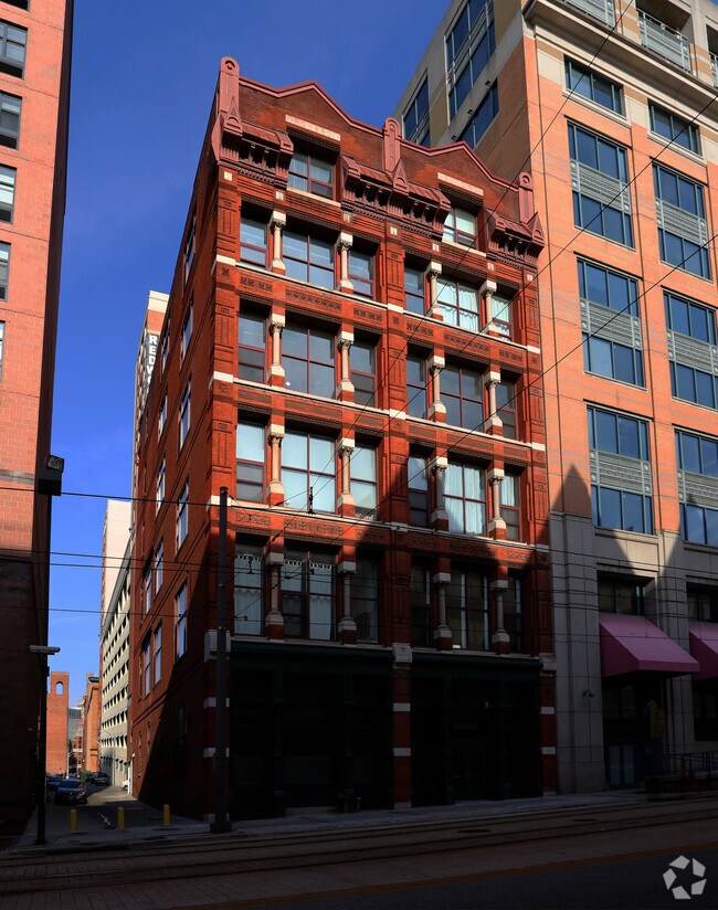 Foto del edificio - Rombro Bldg