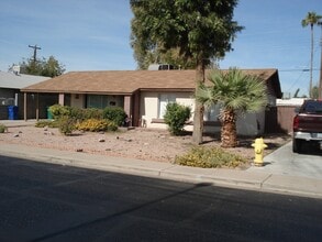 Building Photo - 1502 W 7th Dr
