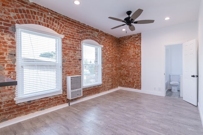 Building Photo - Newly Remodeled Units with Brick Exposure