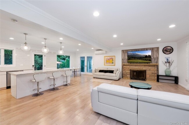 Building Photo - 29-33-33 212th St