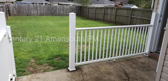 Building Photo - Cottage Style Patio Home