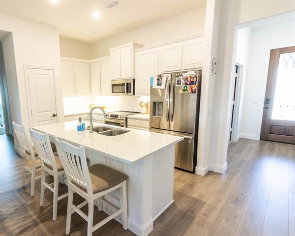 Foto del edificio - 3743 Brookgreen Ln