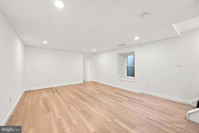 Foto del edificio - 400 N Front St