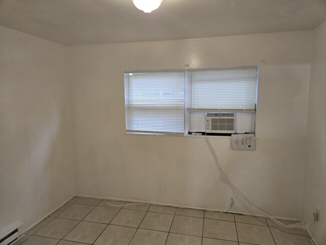 Foto del edificio - 1147 40th St S