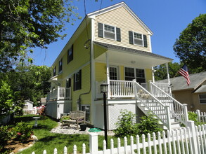 Building Photo - 44 School St
