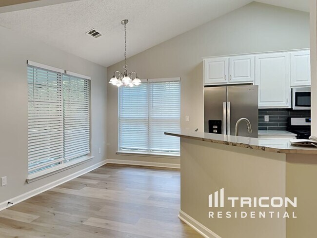 Building Photo - 5769 Village Loop Fairburn GA