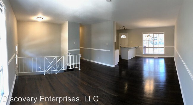 Building Photo - 4 br, 2 bath House - 493 Evergreen Dr.