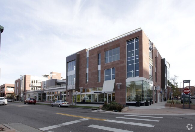 Foto del edificio - North Creek Residences