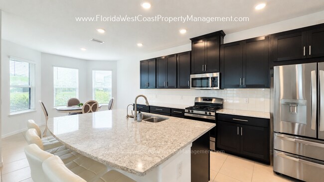 Foto del edificio - 6394 Grandview Hill Ct