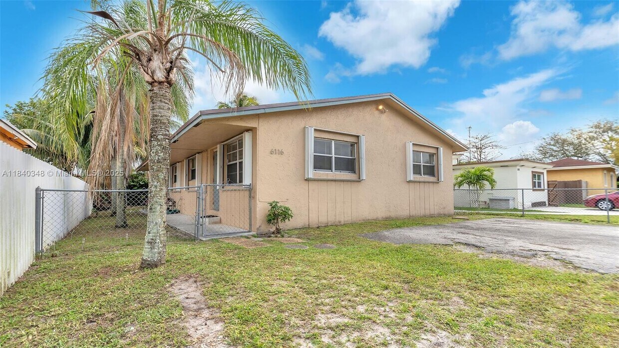 Foto del edificio - 6116 SW 39th St