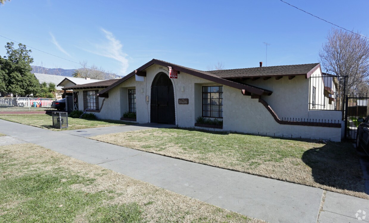 Vista Villa Apts - Villa Vista Apts