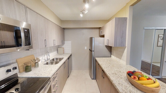 Building Photo - 28 Elizabeth Holdings Inc.