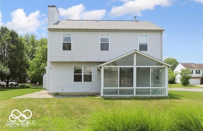 Foto del edificio - 4344 Teakwood Ln