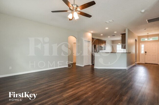 Foto del edificio - 13140 Laurel Crest Ct