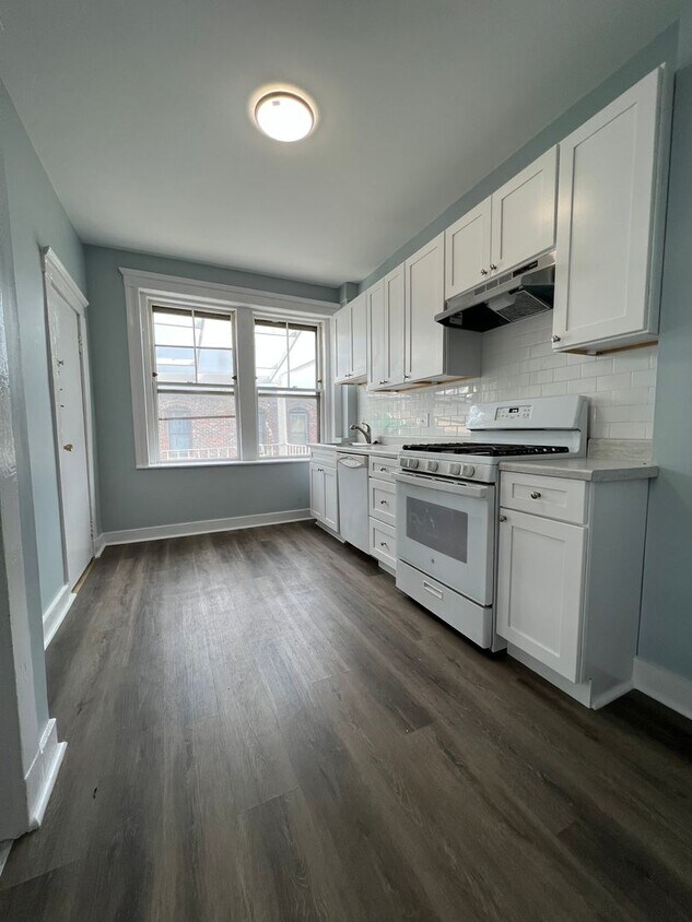 Primary Photo - Single Bedrooms In Shared, Fully Renovated...