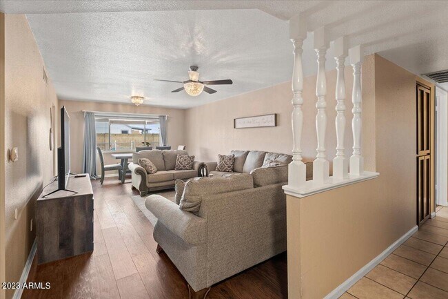 Building Photo - 5443 W Dahlia Dr