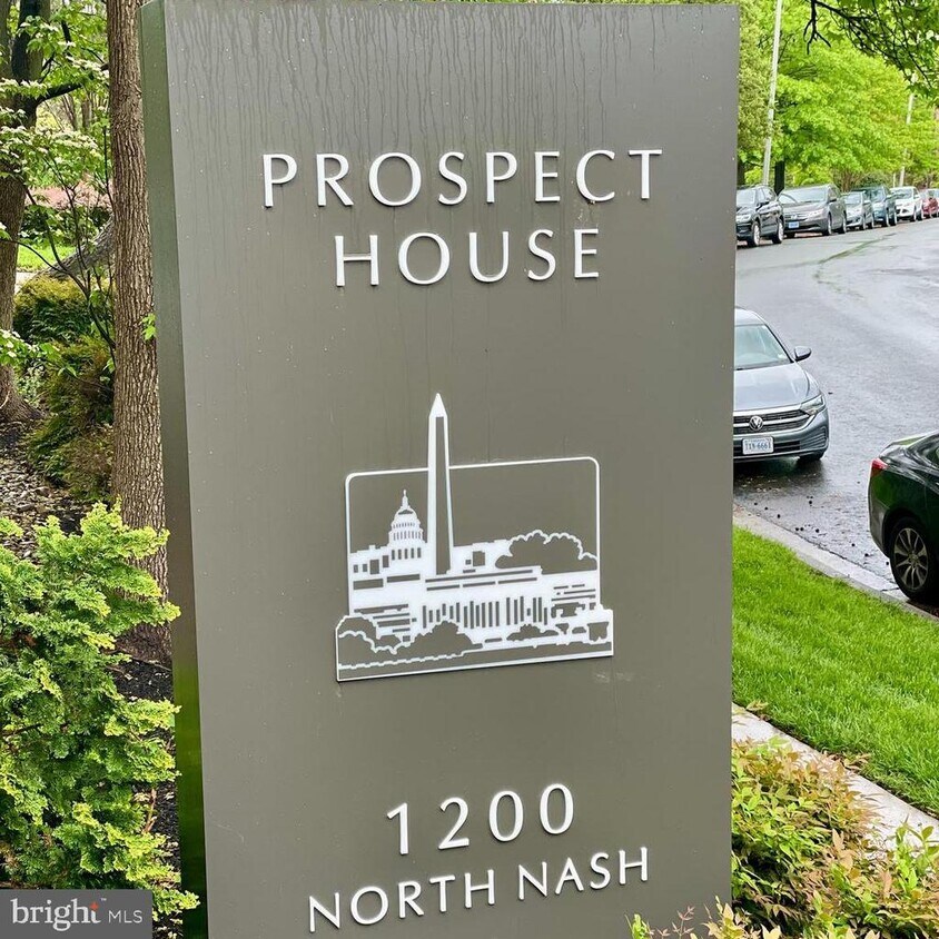 Primary Photo - 1200 N Nash St