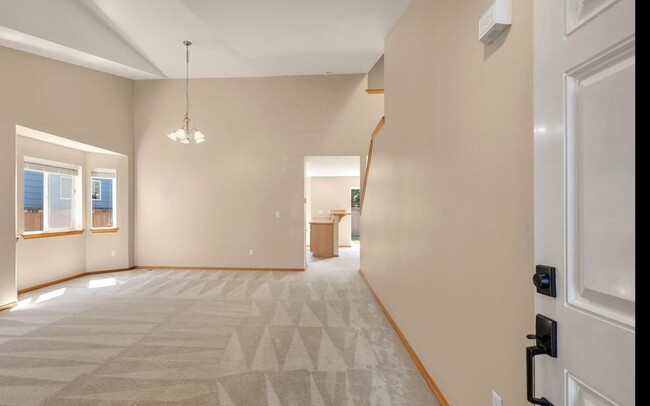 Building Photo - 4 bed in Pebble Creek