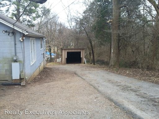 Building Photo - 1715 Kim Watt Dr