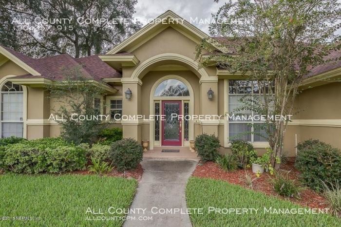 Foto principal - 4 bedroom in Jacksonville FL 32225