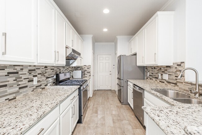 Foto del edificio - 24662 Folkstone Cir