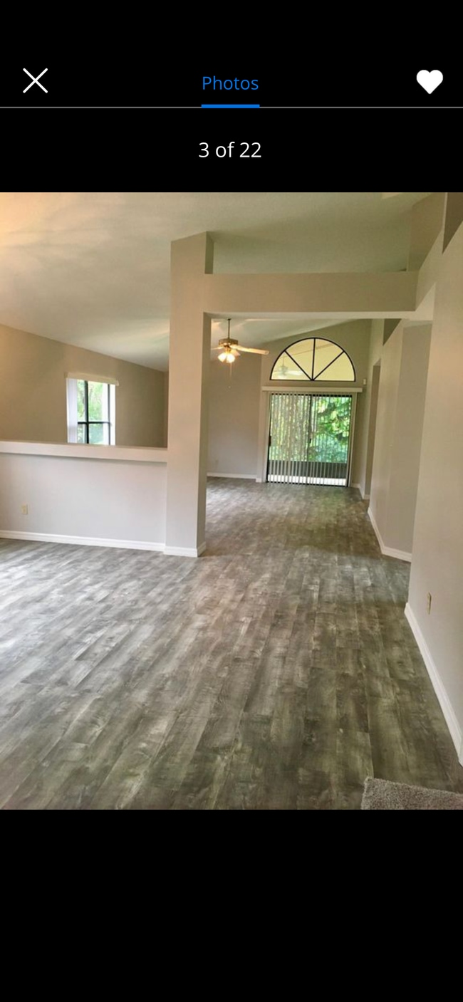 Open floor plan - divider for dining - 1334 Augusta National Blvd