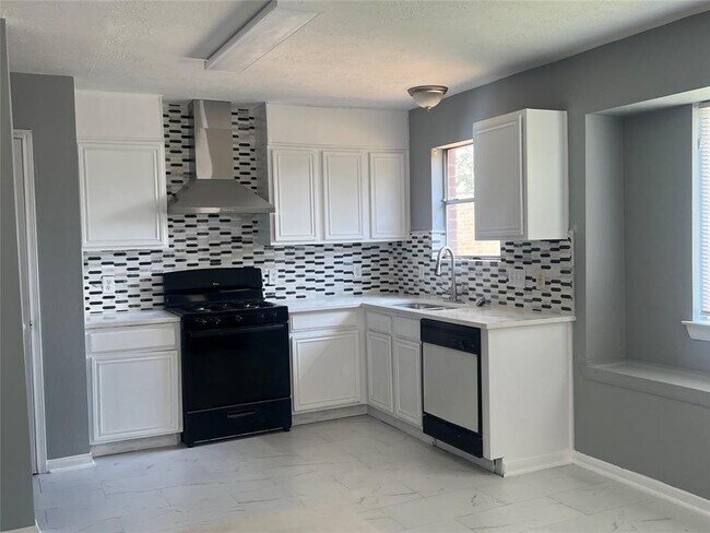 Foto del edificio - 4035 Clayton Bend Ct