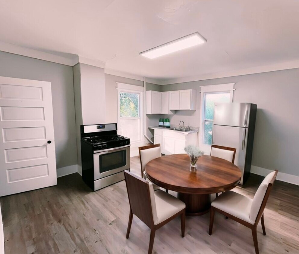 Foto principal - 470 Houseman Ave NE