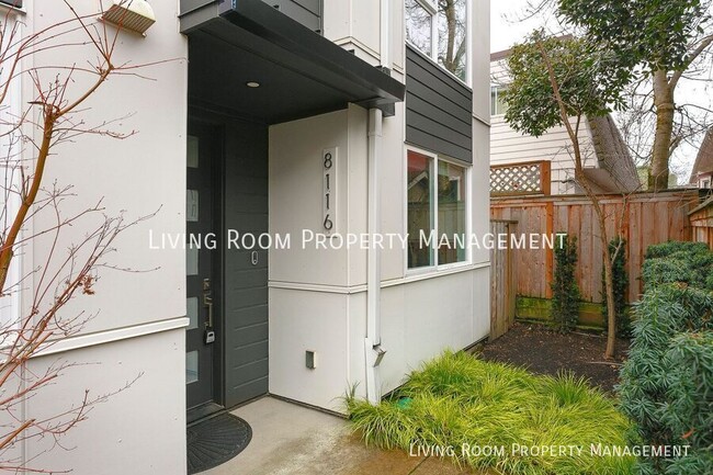 Foto del edificio - Contemporary St. Johns Row House With Qual...