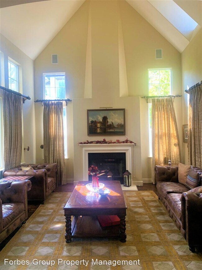 Building Photo - 5 br, 4 bath House - 6621 Broadacres