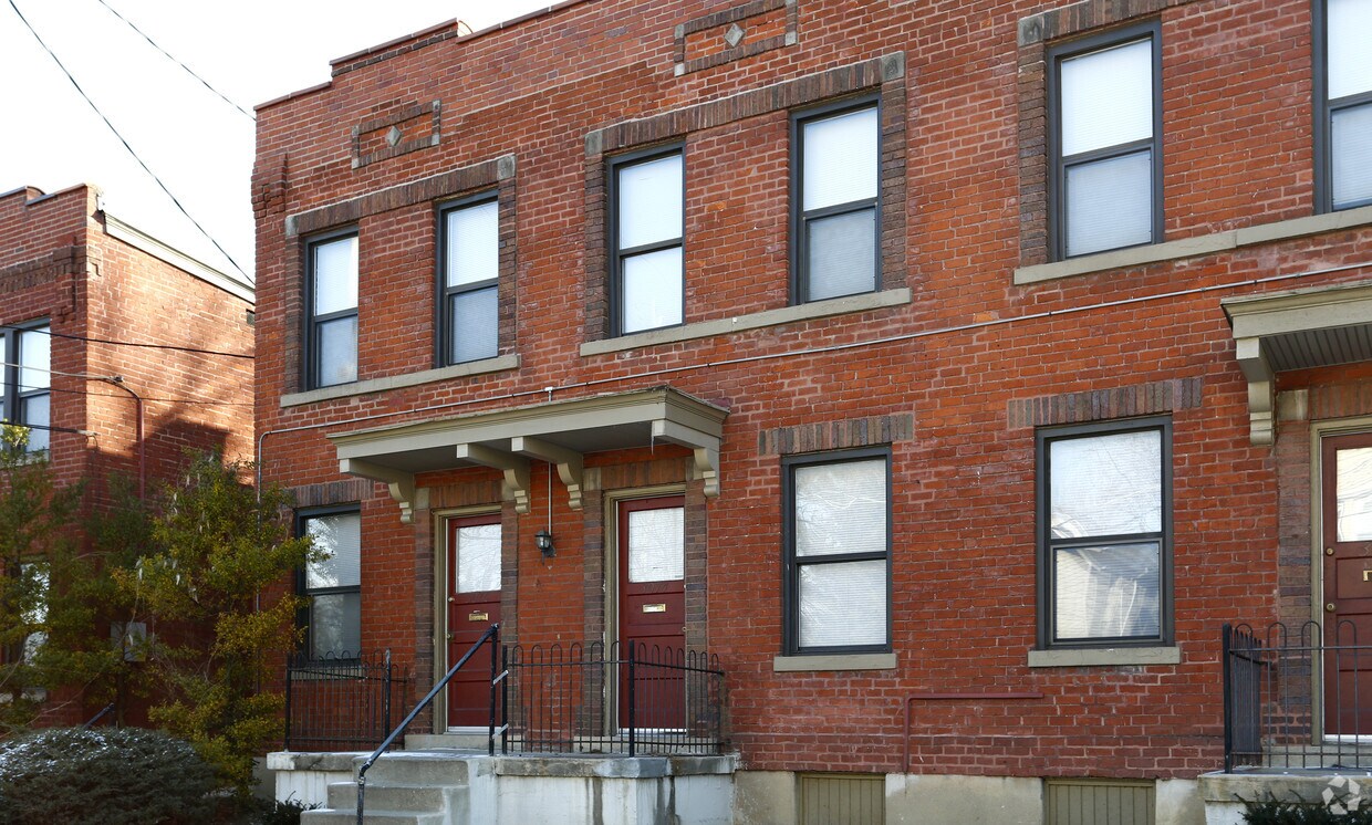 Primary Photo - Kerper Apartments