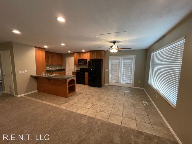 Building Photo - 5 br, 3 bath House - 11349 S. Mariposa Way...