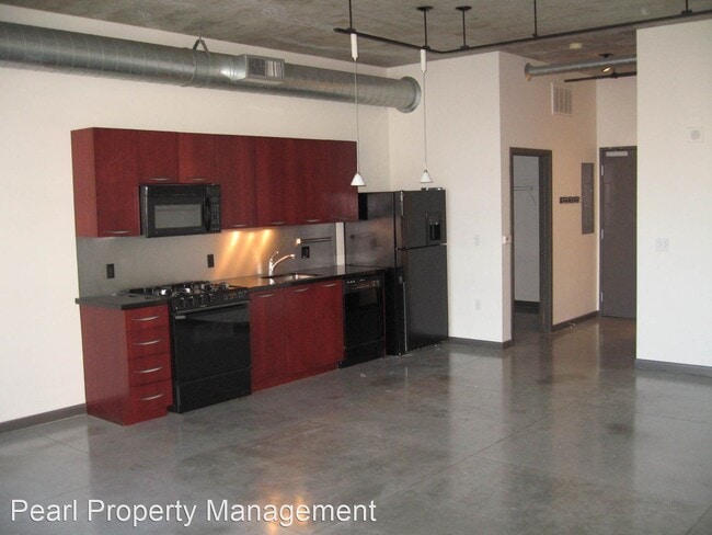 Building Photo - 1030 NW 12th Ave