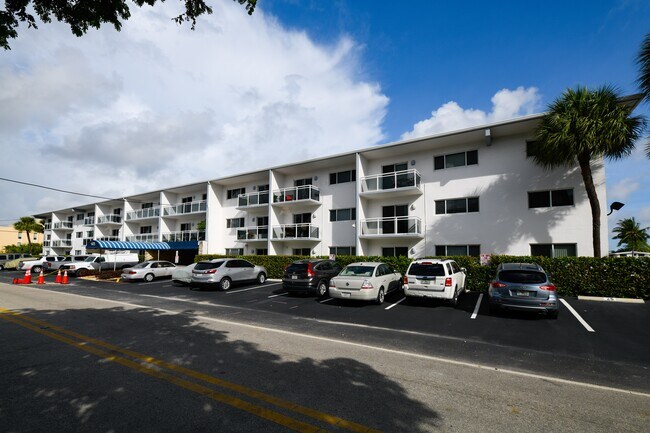 Foto del edificio - 1475 SE 15th St