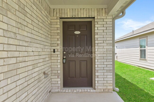 Foto del edificio - 363 Cumberland Forest Dr