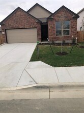 Building Photo - 1508 Carriageway Dr