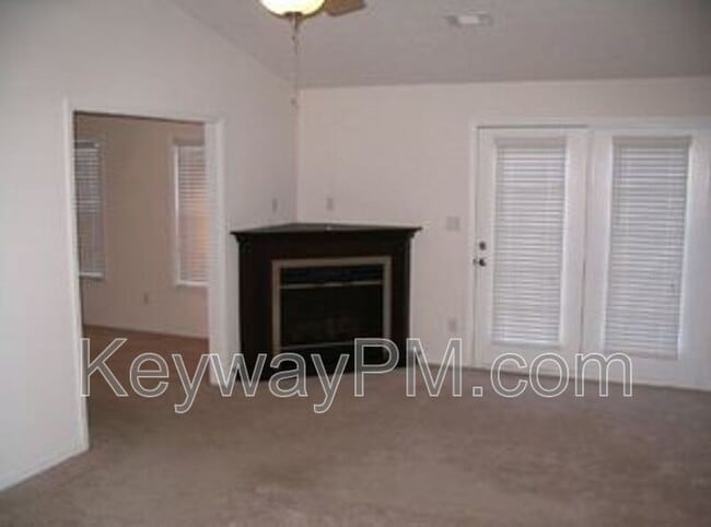 Building Photo - 7423 Exuma Dr