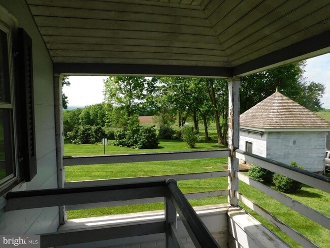 Building Photo - 153 Clermont Ln