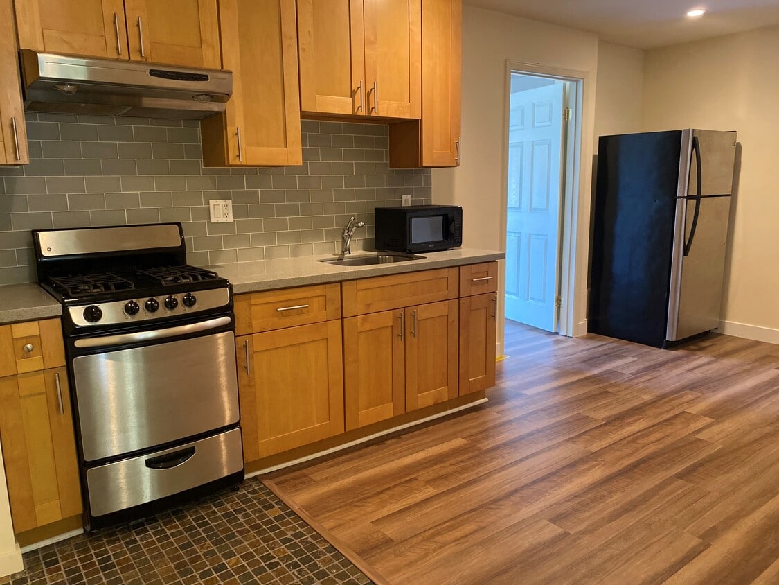 1770 11th Ave Unit A, San Francisco, CA 94122 Apartments in San