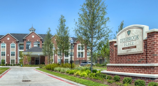 Foto principal - Deerbrook Place