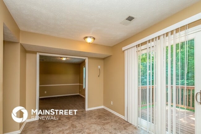 Building Photo - 2210 Rocky Mill Dr