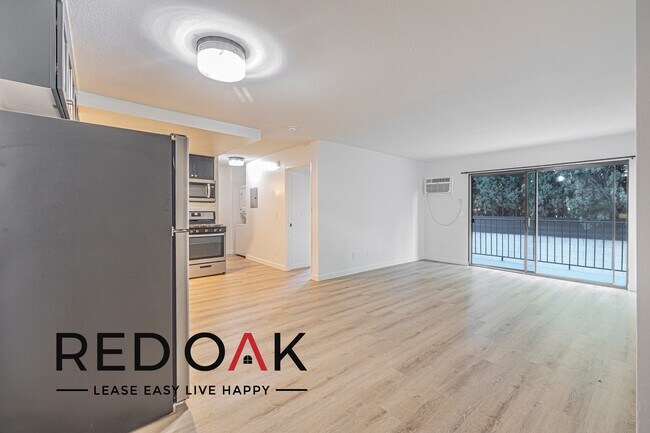 Foto del edificio - ~1 Month FREE~ Fantastic One Bedroom with ...