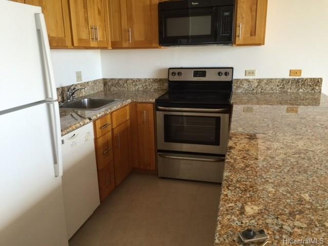 Foto del edificio - Fully Furnished 1 Bed/1 Bath/1 Parking at ...