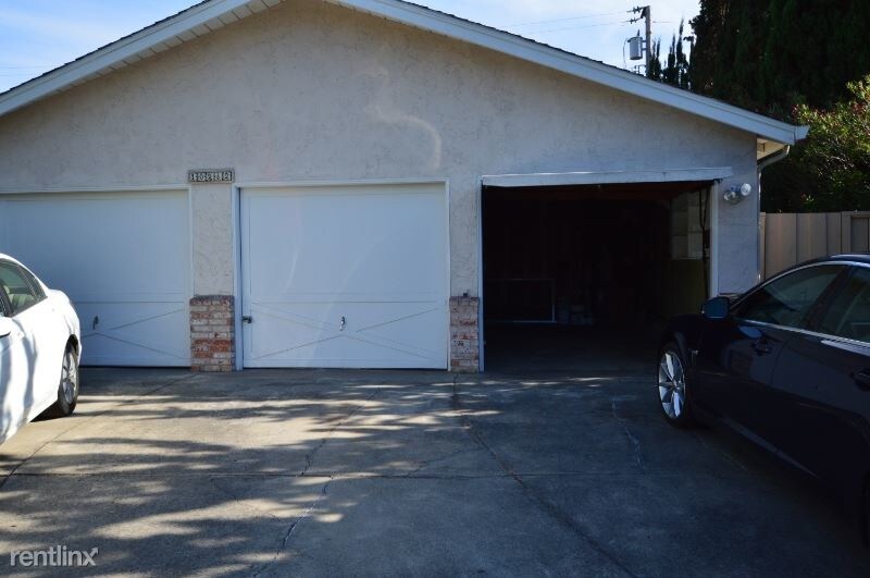 Primary Photo - 22500 Cristo Rey Dr