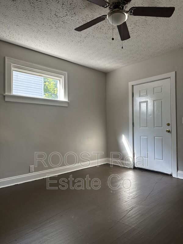 Building Photo - 132 S Highland Ave