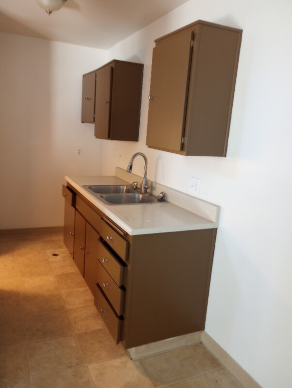 Building Photo - 5001 Hunter Ave
