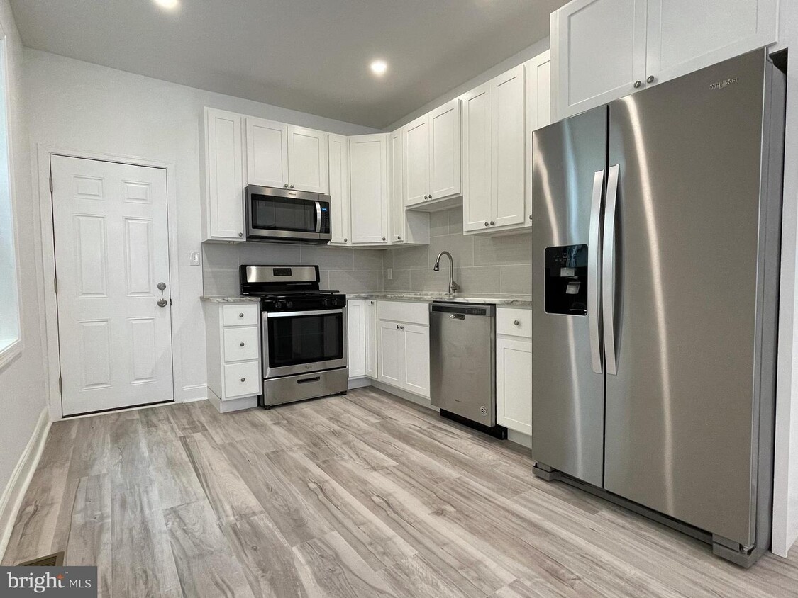 Foto principal - 1530 S 28th St